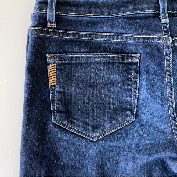 PAIGE⎮Laurel Canyon Jeans⎮Size 27 - Picture 8 of 17